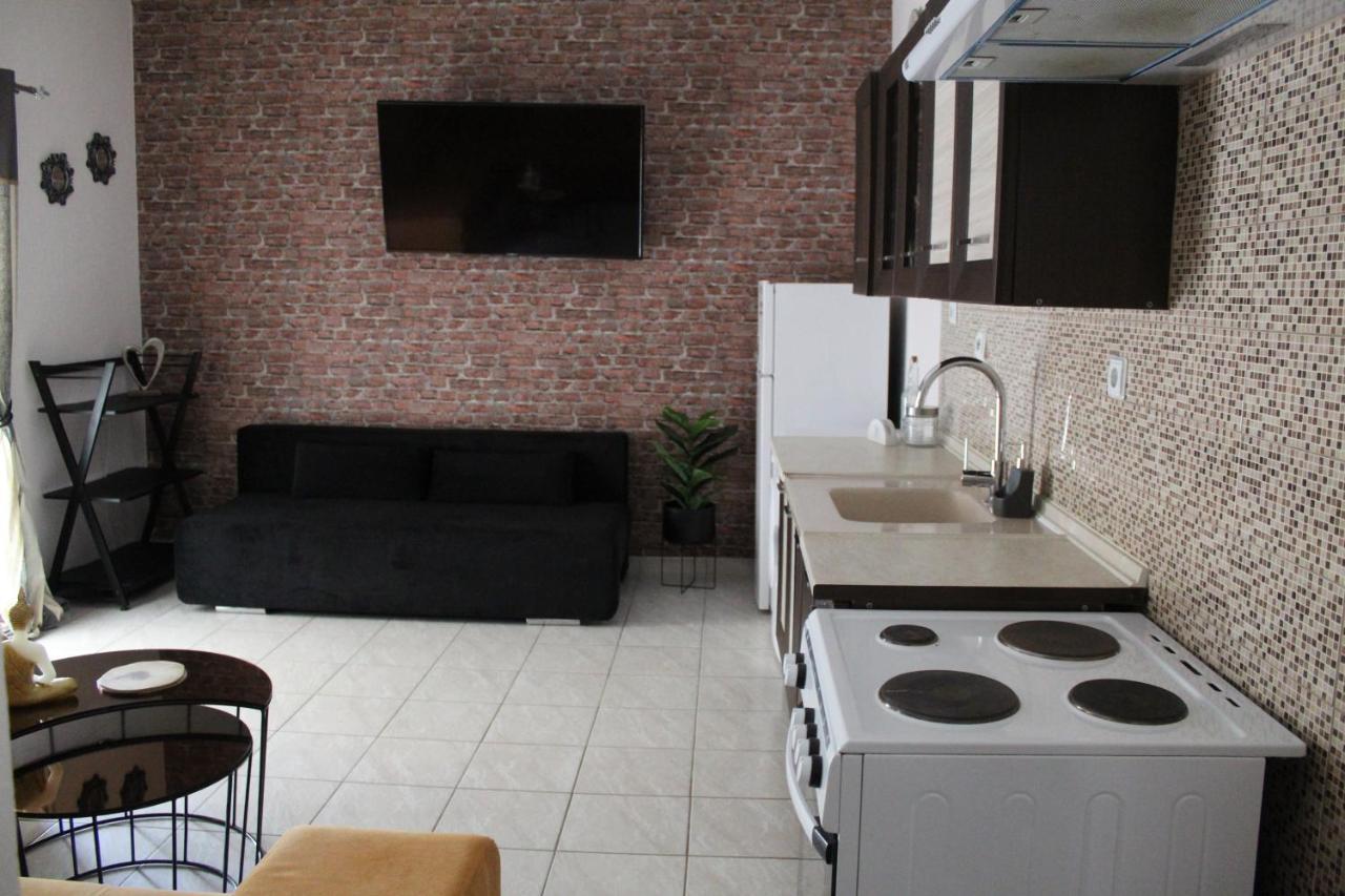 Azure Bliss Suites Никити Экстерьер фото